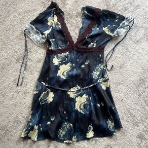 Floral V-Neck Dress with Lace Trim